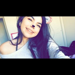 Meet your Posher, Makayla